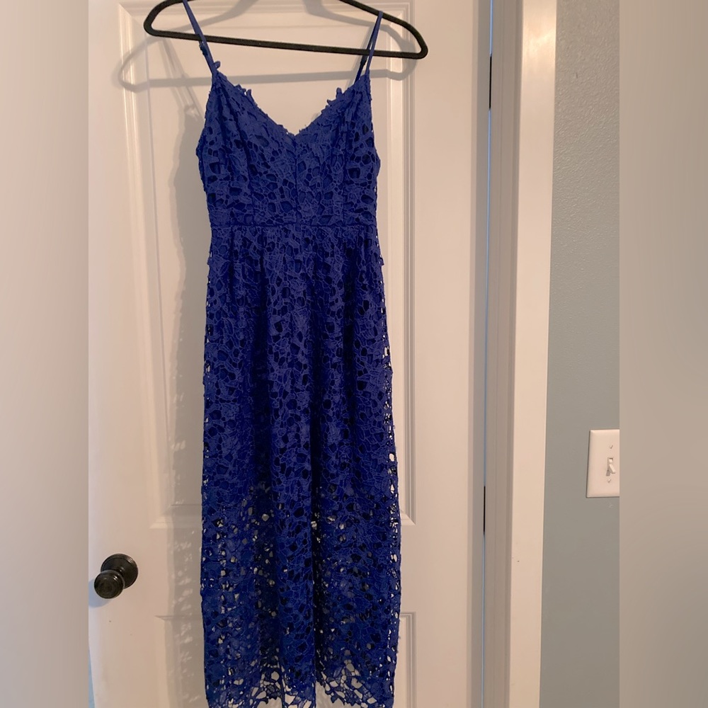 Super cute lace dress